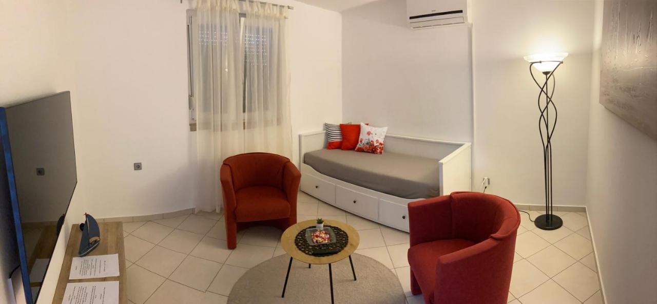 Apartmani Lovre I Zara Ngoại thất bức ảnh